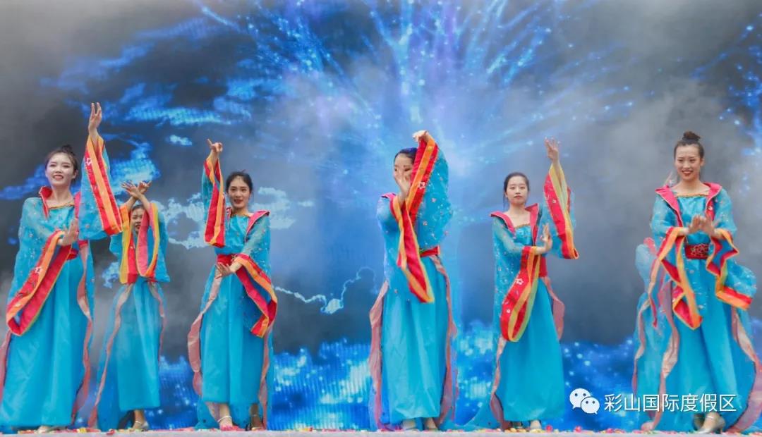 沸腾火锅签约仪式(图1)